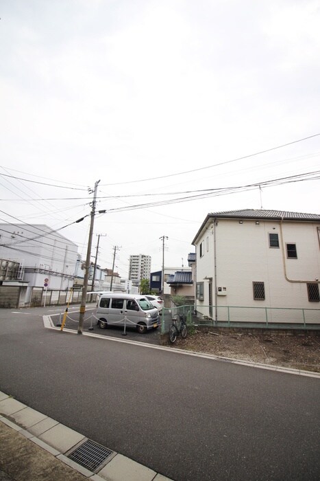 物件内観写真12　(室内からの展望)