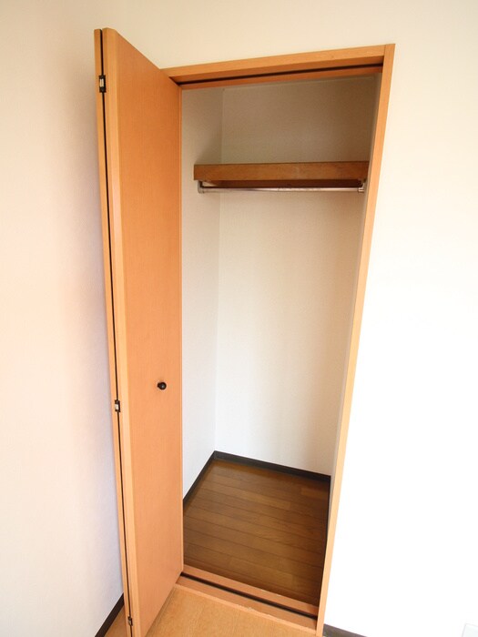 物件内観写真11　(収納)