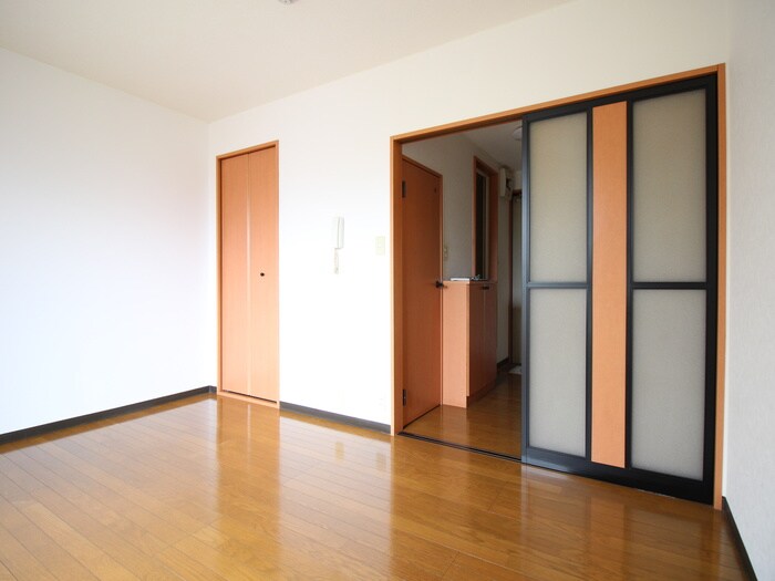物件内観写真18　(居室)