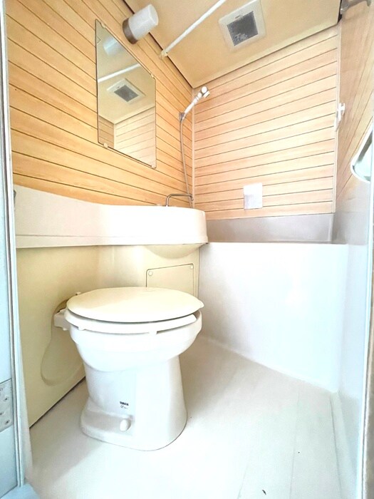 物件内観写真12　(トイレ)