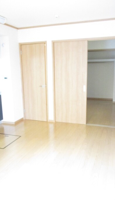 物件内観写真14　(居室)