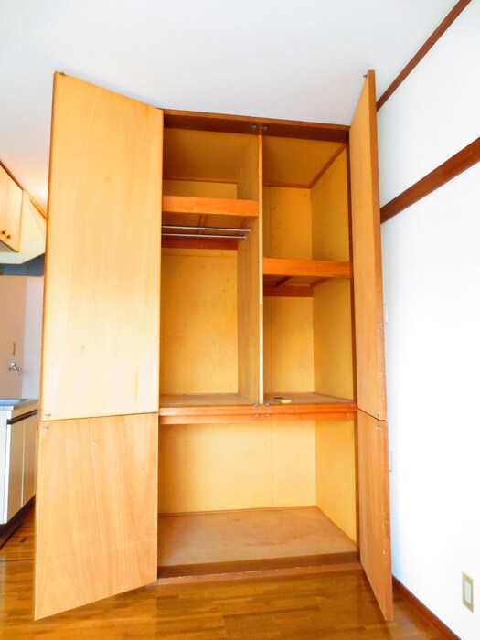 物件内観写真11　(収納)