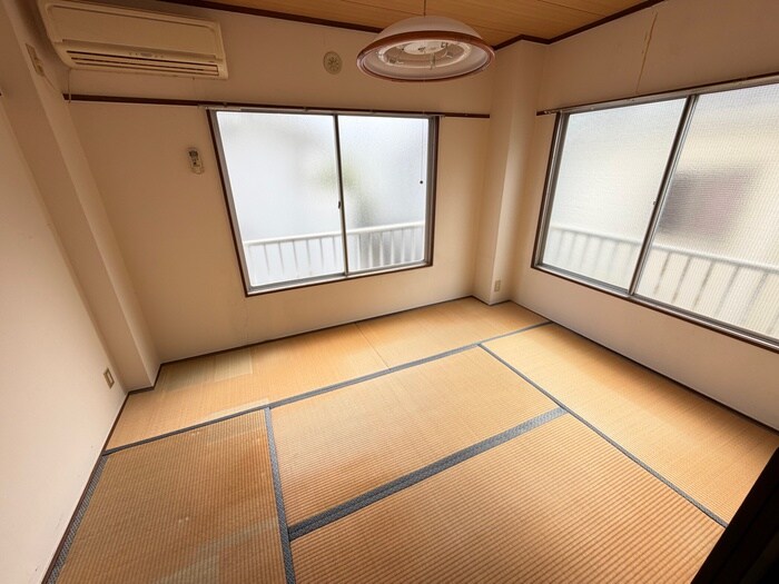 物件内観写真3　(居室)