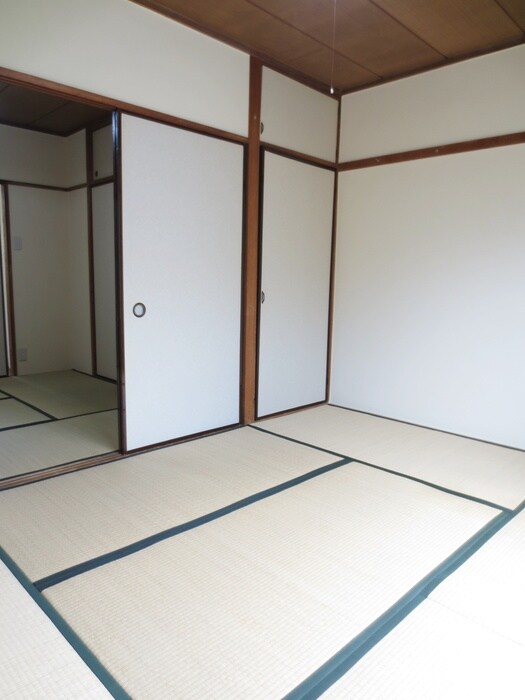 物件内観写真8　(居室)