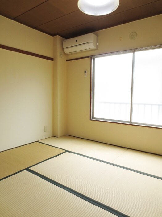 物件内観写真9　(居室)