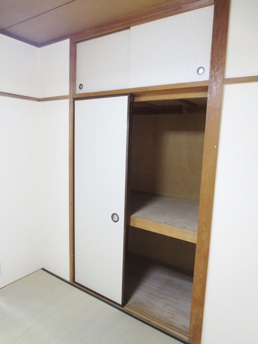 物件内観写真10　(収納)