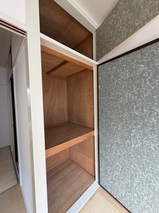 物件内観写真13　(収納)