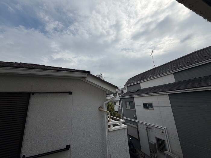 物件内観写真16　(室内からの展望)