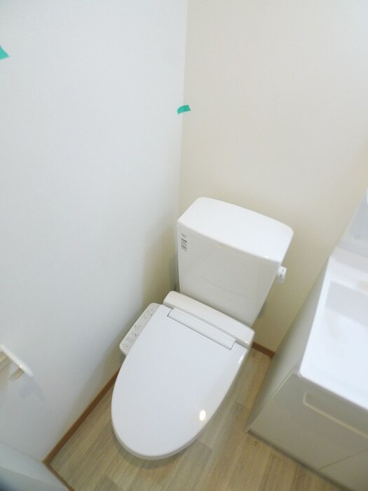 物件内観写真15　(トイレ)