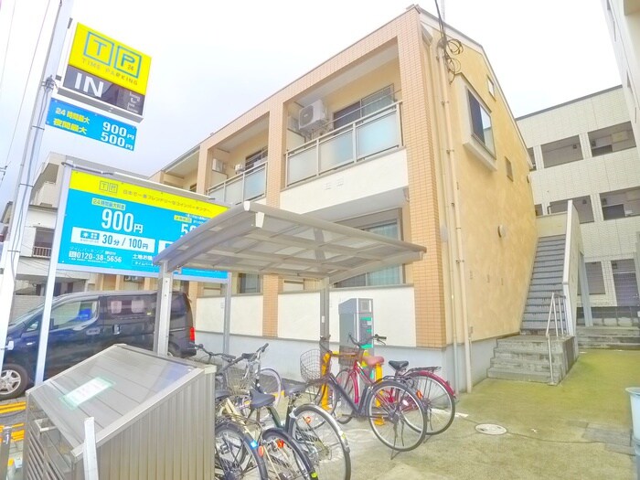 物件外観写真5　(駐輪場)