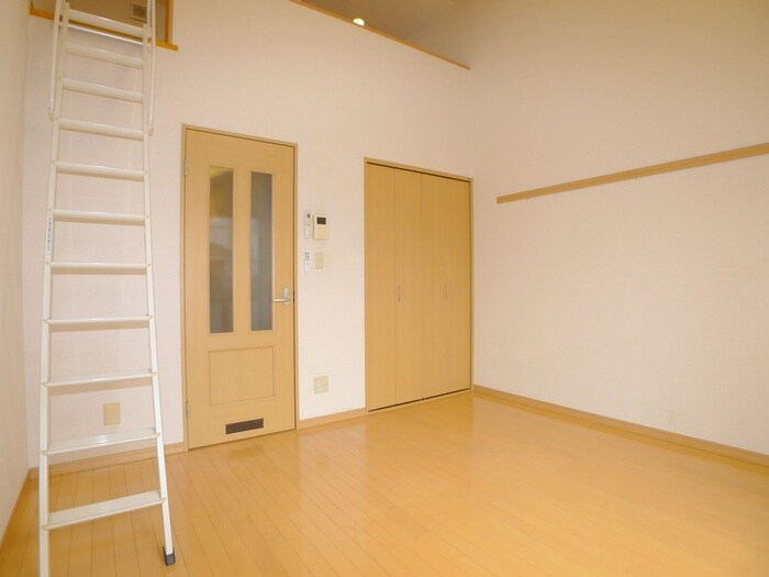 物件内観写真10　(居室)