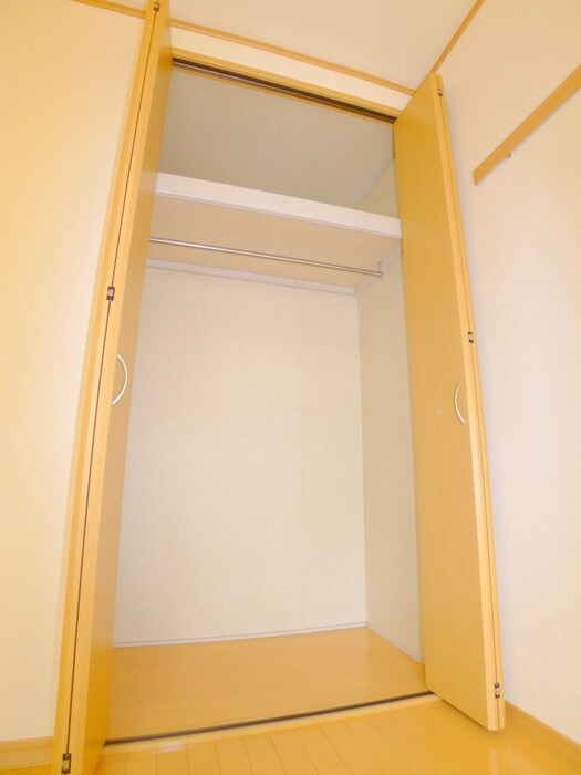 物件内観写真15　(収納)