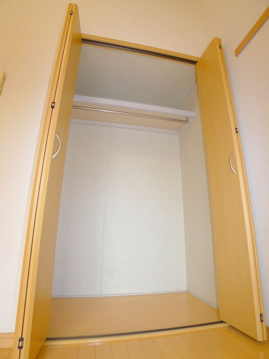 物件内観写真15　(収納)