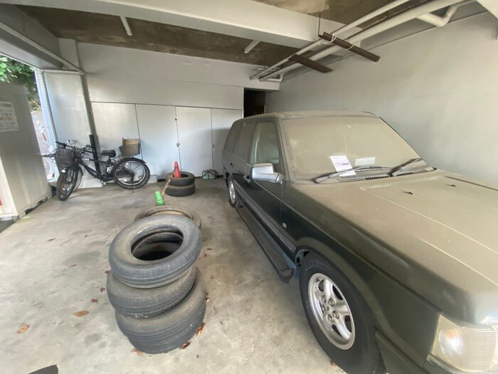 物件外観写真6　(駐車場)