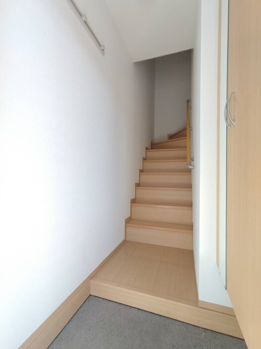 物件内観写真22　(玄関)