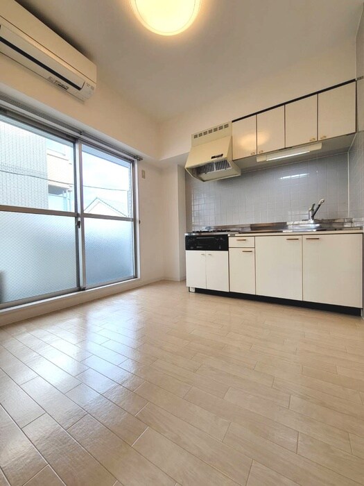 物件内観写真5　(居室)