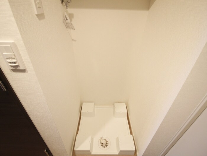 物件内観写真19　(洗濯機置場)