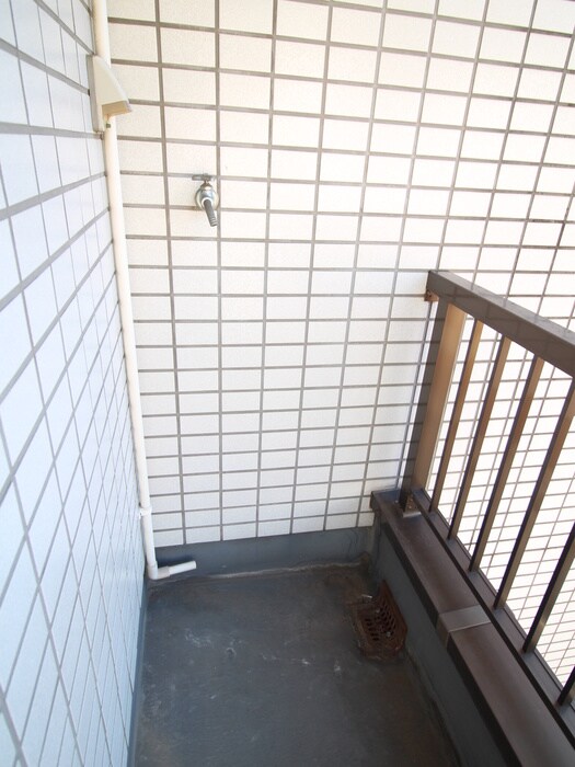 物件内観写真17　(洗濯機置場)