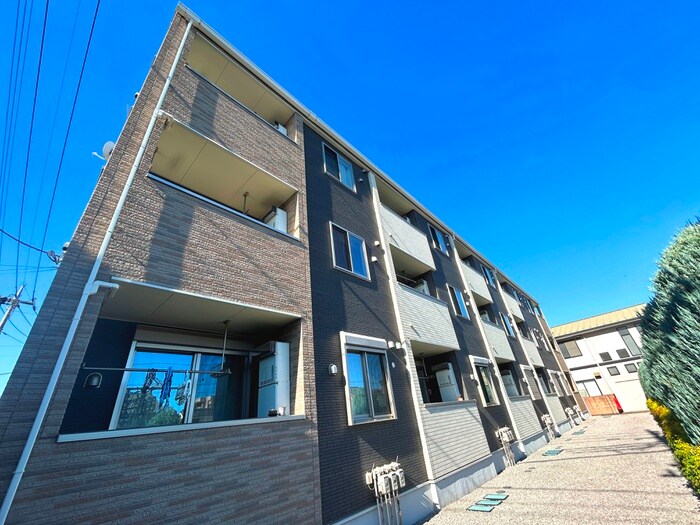 物件外観写真6　(外観写真)