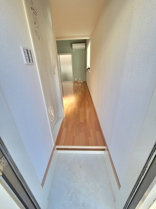 物件内観写真17　(玄関)