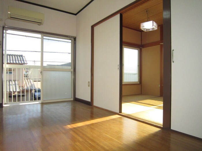 物件内観写真8　(居室)