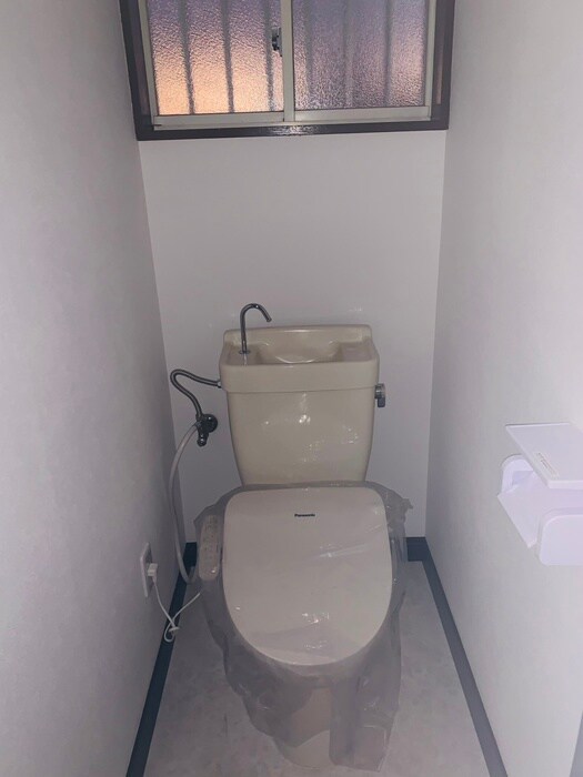 物件内観写真14　(トイレ)