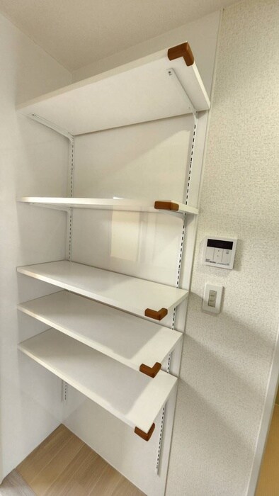 物件内観写真17　(収納)