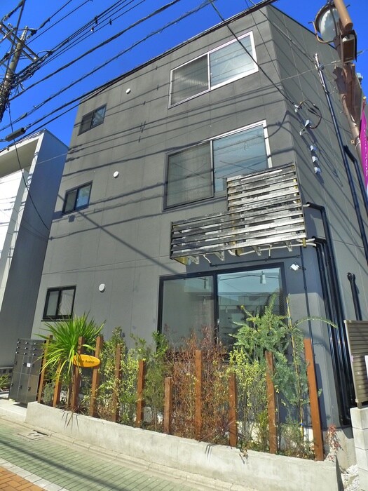 物件外観写真2　(外観写真)