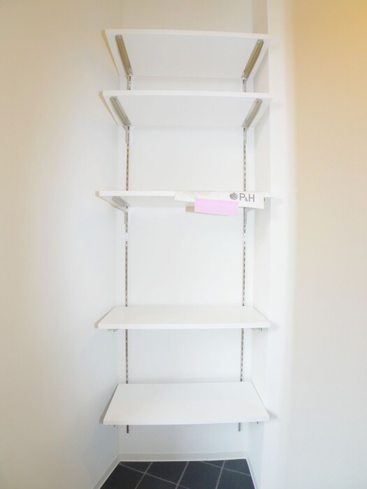 物件内観写真16　(靴箱)