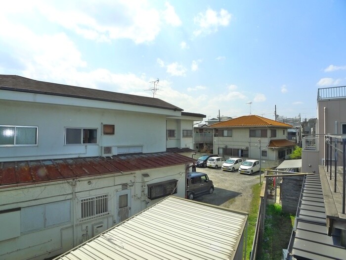 物件内観写真22　(室内からの展望)