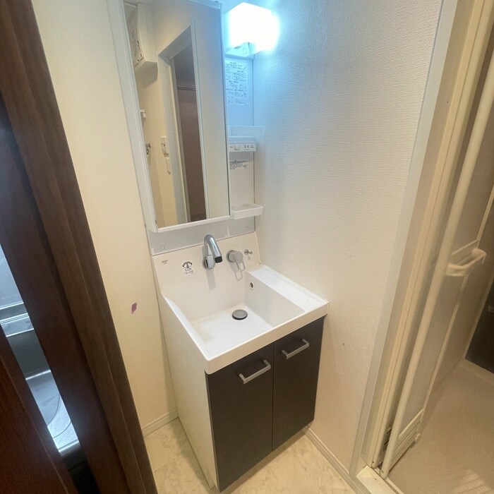 物件内観写真11　(洗面)