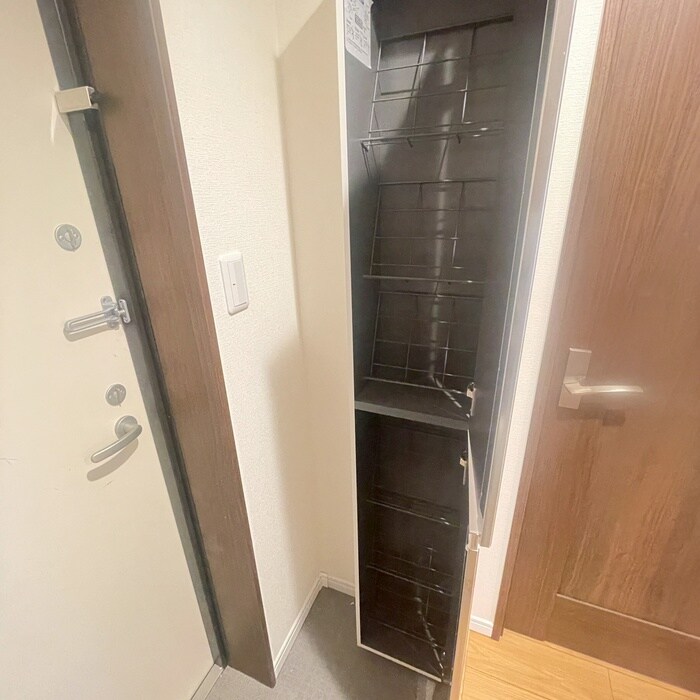 物件内観写真16　(靴箱)