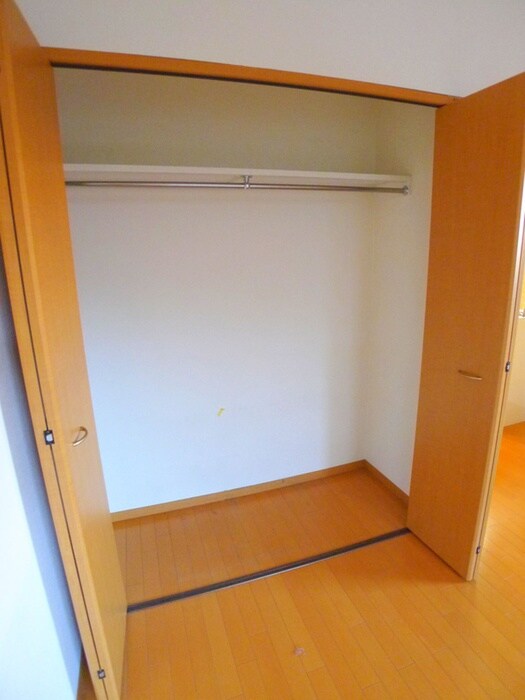 物件内観写真15　(収納)