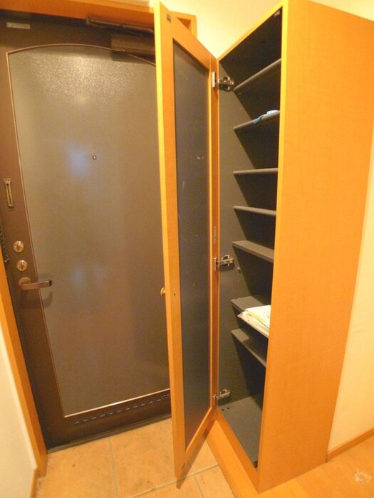 物件内観写真18　(靴箱)