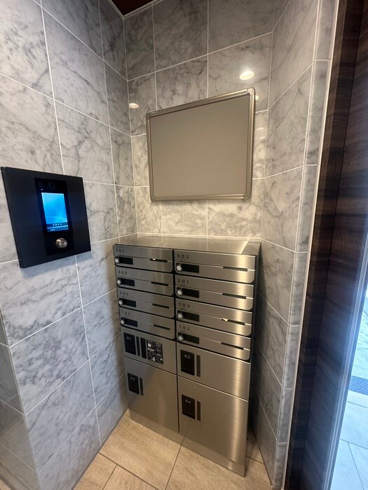 物件外観写真4　(建物設備)