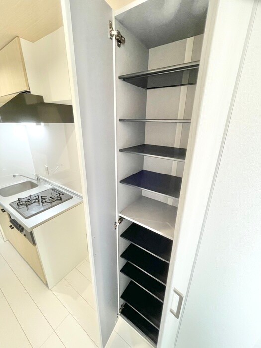 物件内観写真10　(靴箱)