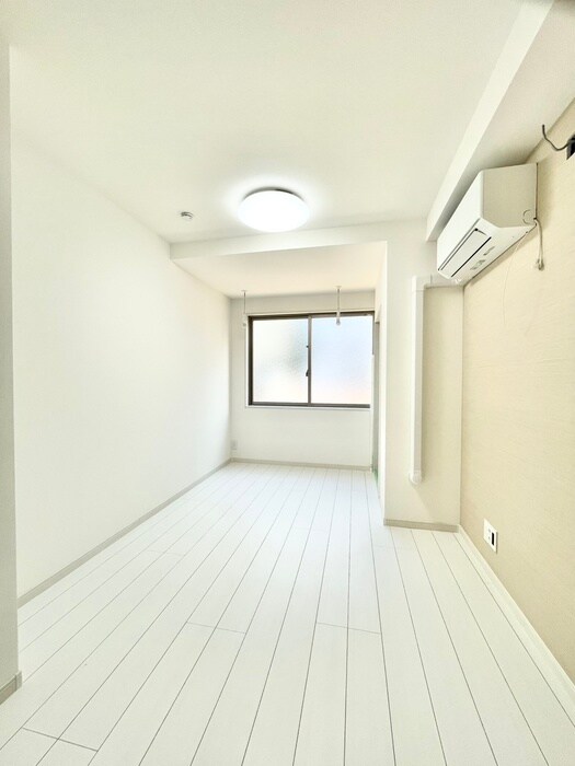 物件内観写真15　(室内からの展望)