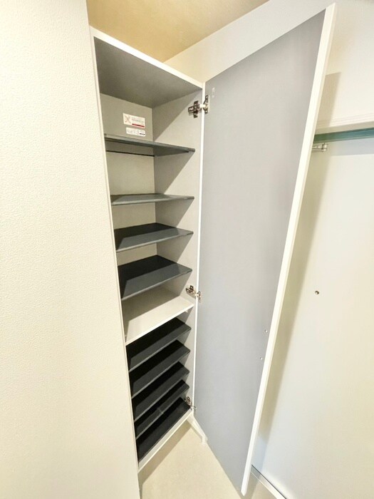 物件内観写真16　(靴箱)