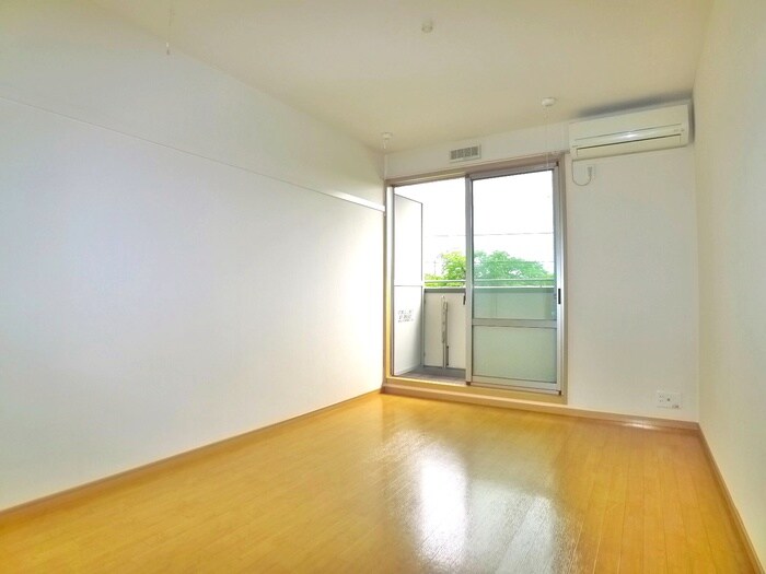 物件内観写真19　(居室)