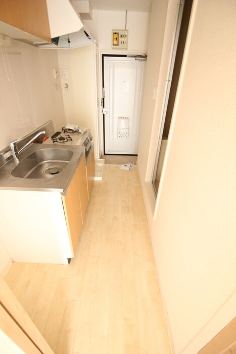 物件内観写真18　(廊下)