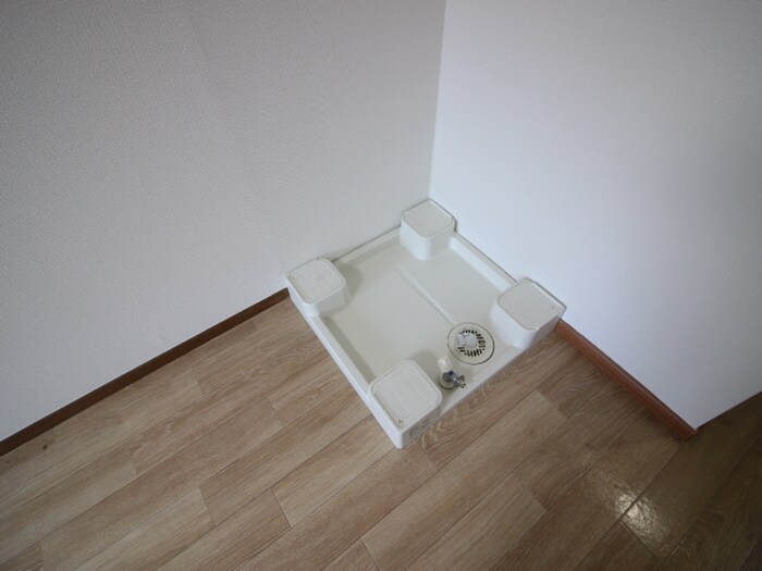 物件内観写真20　(洗濯機置場)