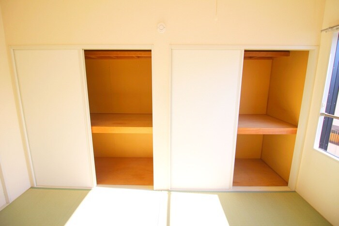 物件内観写真13　(収納)