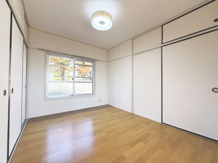 物件内観写真10　(居室)