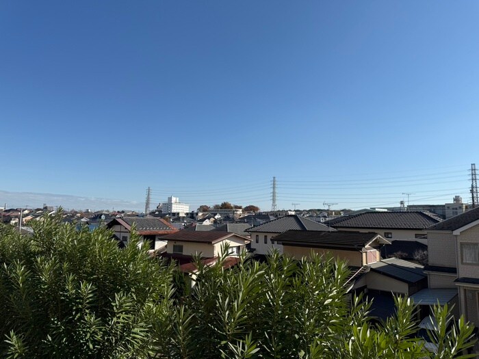 物件内観写真22　(室内からの展望)