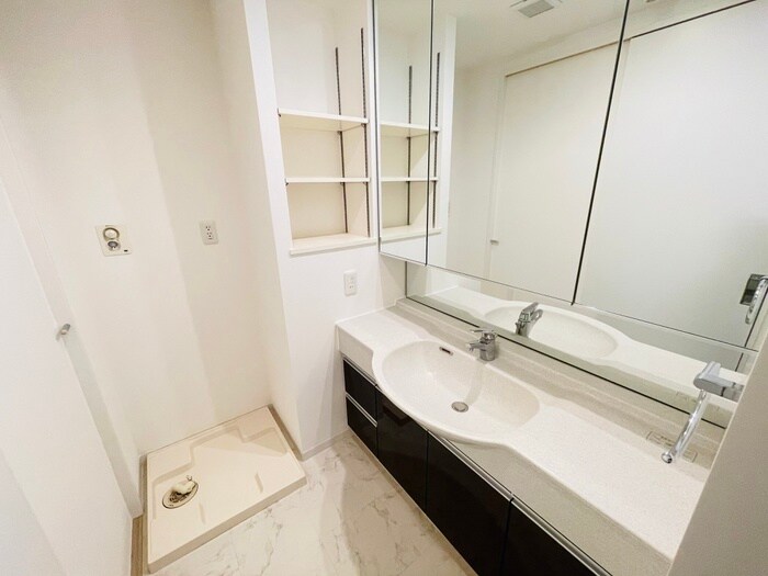 物件内観写真12　(洗面)