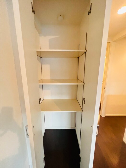 物件内観写真14　(収納)