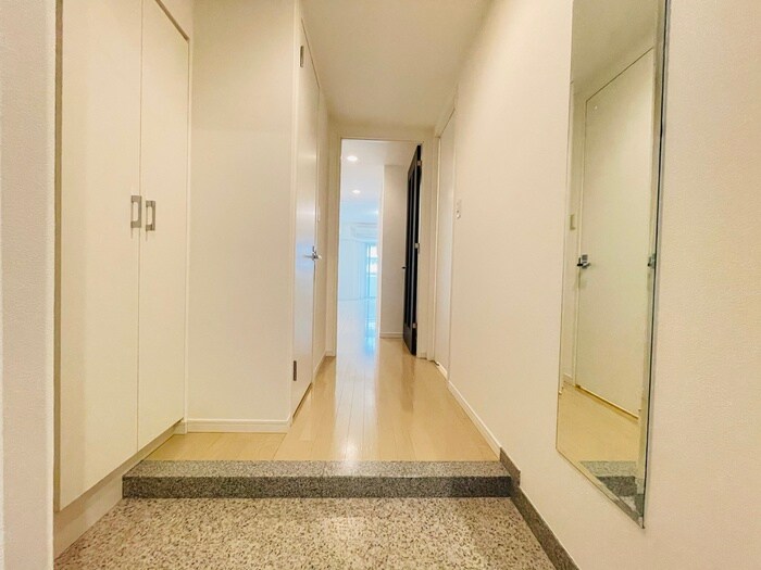 物件内観写真15　(廊下)