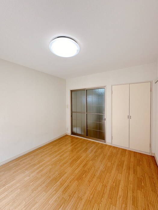 物件内観写真6　(居室)