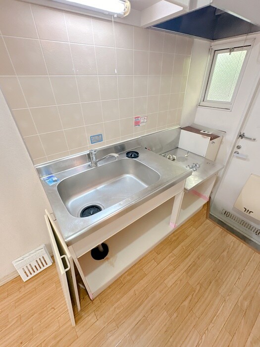 物件内観写真8　(収納)