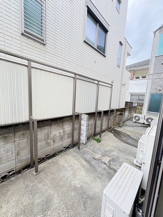 物件内観写真21　(室内からの展望)